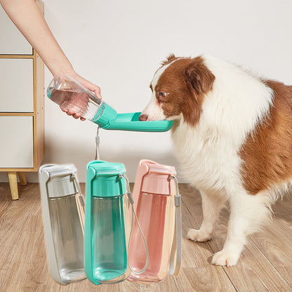 Pet Water Cup Outdoor Portable Folding Dog Water Bottle 550Ml Large Capacity Medium to Large Dog Drinking Bottle